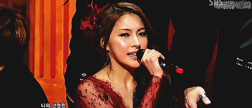 韩国女歌星图片:韩国女歌星,美女,可爱,人物,明星,唱歌,    