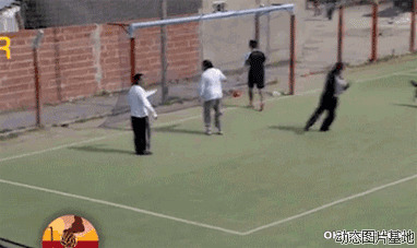 中国足球搞笑集锦图片:足球,搞笑
