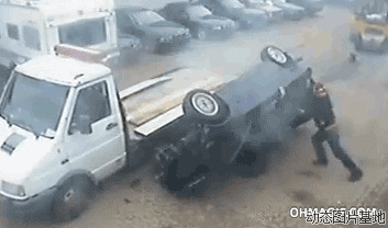 拖车搞笑视频图片:拖车,失误