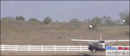 飞机撞汽车视频图片