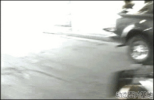 国外摩托车飙车视频图片:摩托车,恶搞