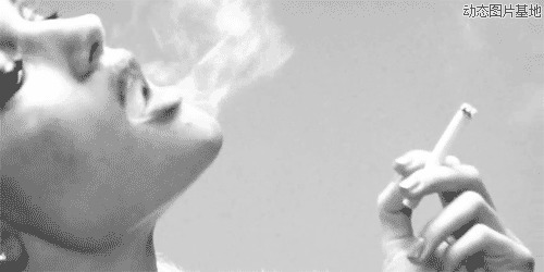 女人拿烟的姿势图片:烟,人物,牛人,唯美,,明星,黑白,梦幻,      