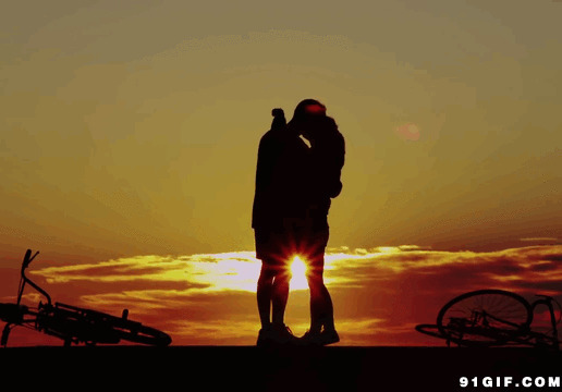 黄昏浪漫亲吻视频动态图片:亲吻,唯美
