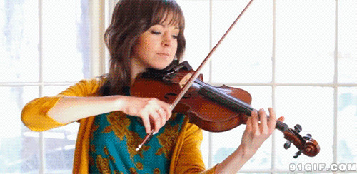 女子拉小提琴动态图片
