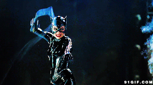 舞动皮鞭的女蝙蝠侠图片:皮鞭,舞动
