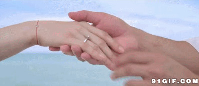 给爱的人戴上戒指图片:戒指,爱人