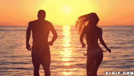 迎着朝阳奔向大海图片:太阳,大海,情侣,唯美