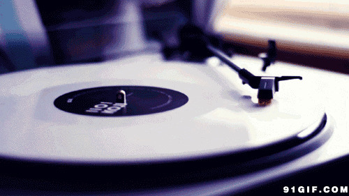 播放音乐的老式唱片图片:唱片,音乐,留声机,唯美