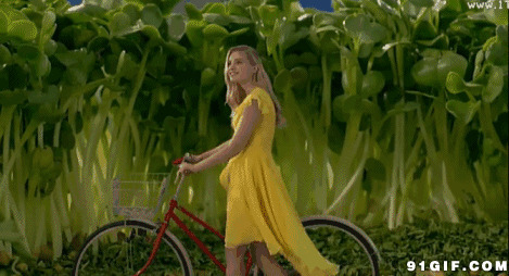 推车的女人最美图片:推车,长裙,自行车