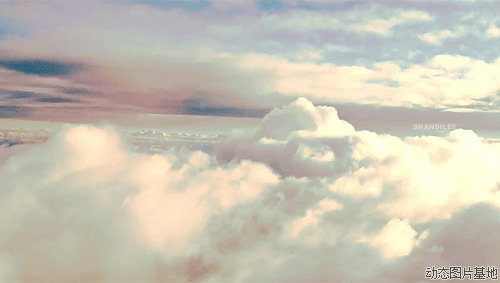 云层之上图片