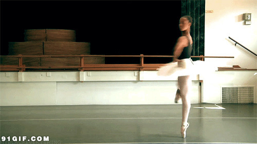 芭蕾舞练功房图片