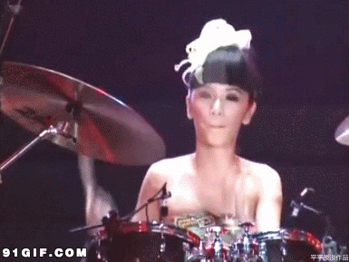 韩国美女架子鼓表演图片