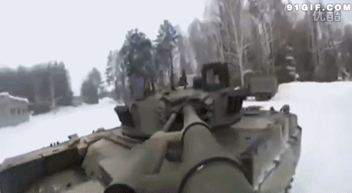 坦克开炮动态图片:坦克,开炮