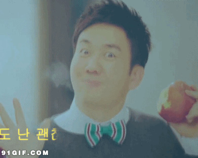 韩国人物吃苹果表情搞笑动态图片