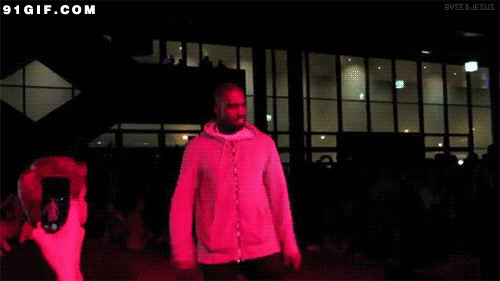 黑人跳街舞视频图片