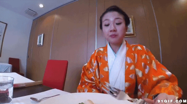 日本美女吃东西诱惑图片