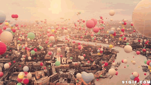 城市上空飞满气球图片