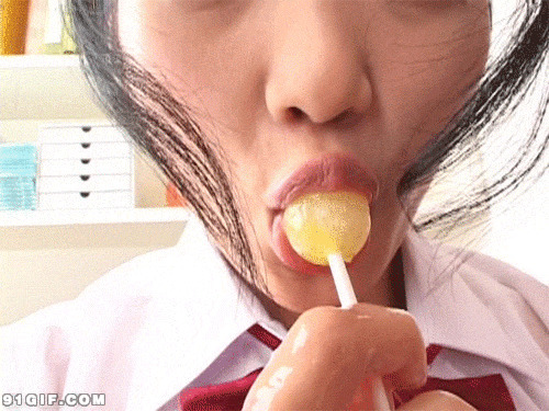 美女吃棒棒糖视频图片:吃棒棒糖,