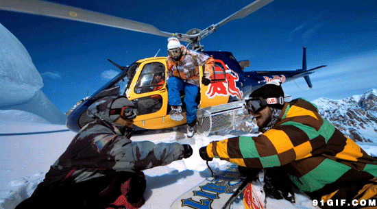 雪山直升机救援队图片:直升机,人物