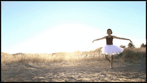 少女练习跳芭蕾舞图片:芭蕾舞