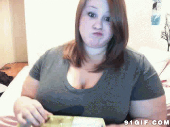 胖女子疯狂吃东西搞笑图片