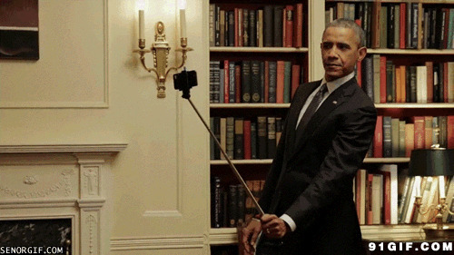 奥巴马拿自拍杆自拍图片:自拍