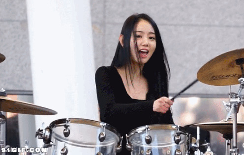 美女鼓手激情演奏图片:演奏,人物