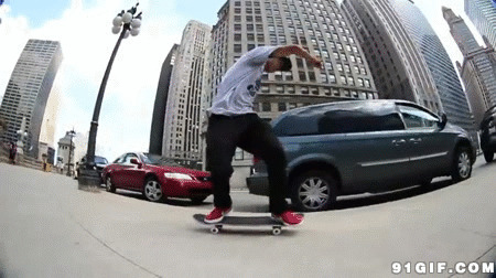 马路滑板视频图片:滑板