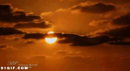 乌云遮住太阳动态图片:太阳