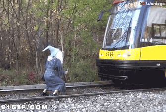 乞丐拦火车视频图片:乞丐