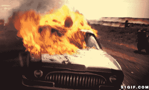 着火的汽车一路狂奔图片:火焰,汽车,着火