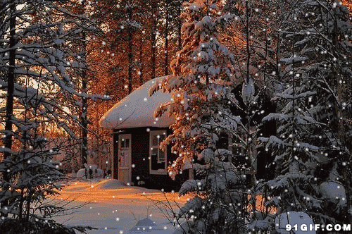 山林小屋飘落白雪唯美图片