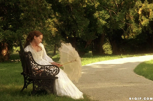 落寂女人公园玩伞图片:寂寞,雨伞,无聊