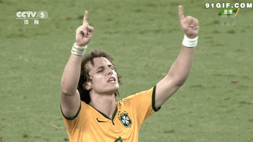 足球运动员鄙视表情手势图片:鄙视