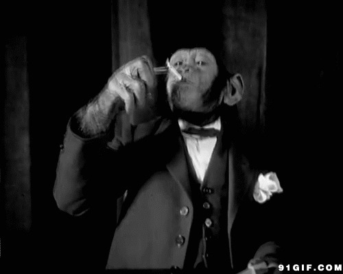 大猩猩点火抽烟图片:大猩猩,抽烟