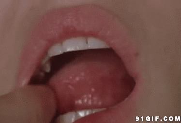 舌头添手指f图片