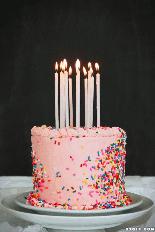带蜡烛的蛋糕图片:生日,蛋糕,蜡烛