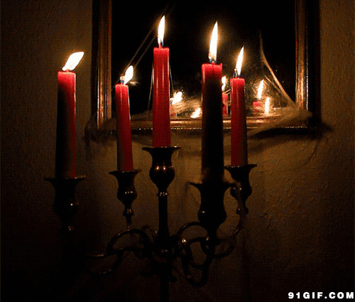 红蜡烛图片:蜡烛,烛光,燃烧