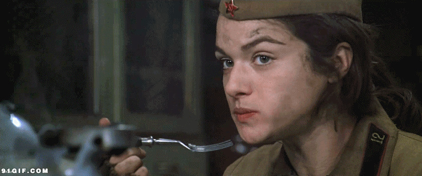 女士兵吃东西动态图:士兵,吃东西