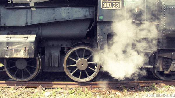 火车冒白烟动态图片:冒烟