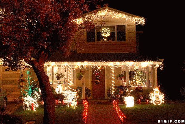 圣诞小屋彩灯闪烁图片:圣诞节