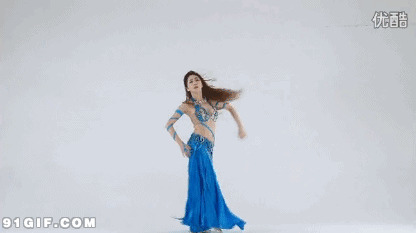 跳舞女人图片
