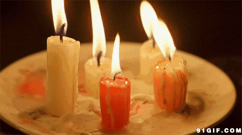 几根燃烧的蜡烛图片:蜡烛,火焰
