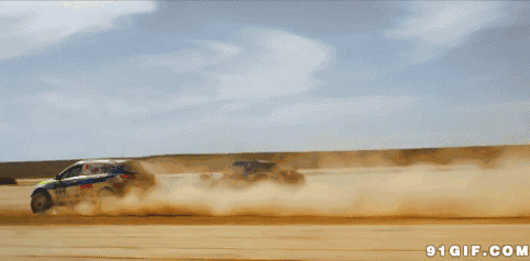越野车沙漠风驰图片