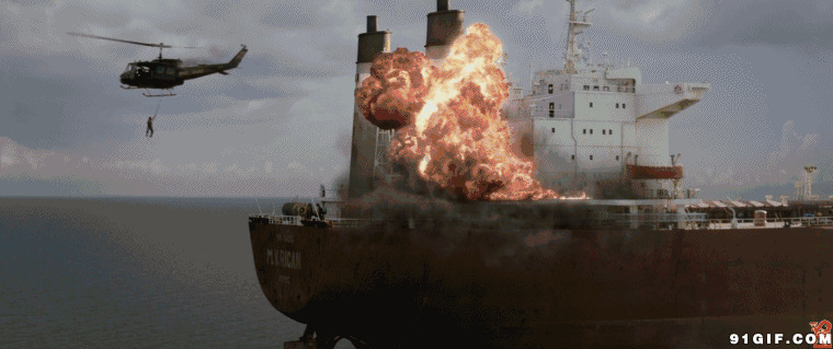 手枪击中油桶爆炸图片:史泰龙,爆炸