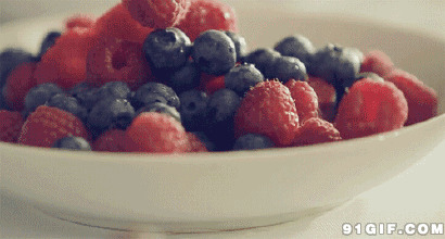 诱人的一盘草莓水果动态图:草莓,水果