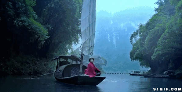 坐小船湖中赏景动态图:风景,小船,帆船