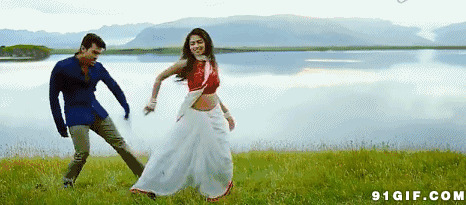 湖边青草地男女跳舞动态图:舞蹈,印度