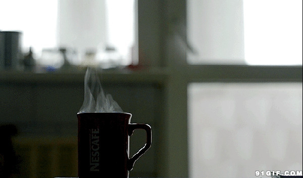热腾腾冒热气水杯动态图:水杯,茶杯,热气