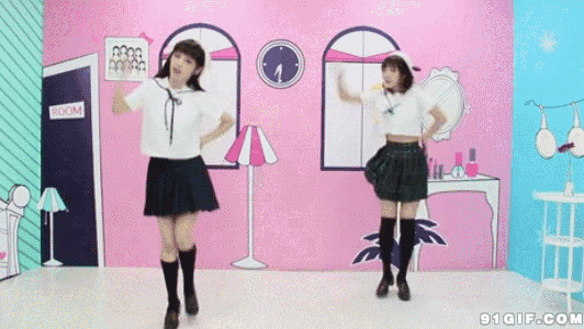 青春可爱日本女生跳舞动态图:日本,跳舞